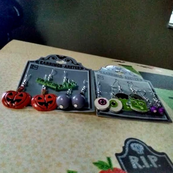 HAUNT COUTURE HALLOWEEN 6pc LOT FRANKENSTEIN/PUMPKIN/TRICK TREAT/EYES EARRINGS - Picture 3 of 10